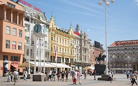 Angel Main Square Center Zagreb Apartment Room photo