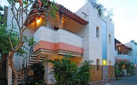 Taman Ayu Town House Aparthotel Legian  Exterior photo