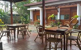 Uyang Bed & Breakfast Bed & Breakfast Puerto Princesa Exterior photo