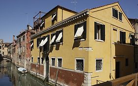 B&B Al Palazzetto Venice Exterior photo