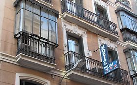 Hostal Prim Hotel Madrid Exterior photo