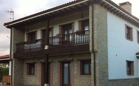 Villa Tiviti Oviedo Exterior photo