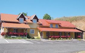 Apartments Pavlic Rakovica Exterior photo