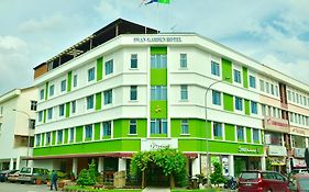 Swan Garden Hotel Pasir Gudang Exterior photo