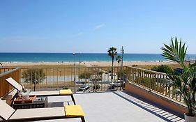 Aparthotel Solifemar Castelldefels Exterior photo