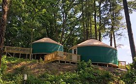 Circle M Camping Resort 16 Ft. Yurt 1 Lancaster Exterior photo