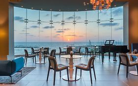 Herods Tel Aviv By The Beach Hotel Exterior photo