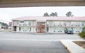 Cocomo Inn & Suites Moultrie Exterior photo