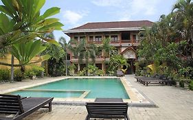 Beneyasa Beach Inn I Kuta  Exterior photo