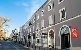 Quart Youth Hostel & Apartments Valencia Exterior photo