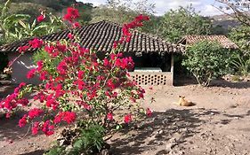 La Ceibita Tours Guest House Los Potrerillos Exterior photo