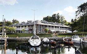 Comwell Kongebrogaarden Hotel Middelfart Exterior photo