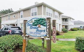 Sea Breeze Court Hotel Cannon Beach Exterior photo