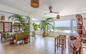 Tequila Sunrise Beach Cabana - Diani Beach Apartment Exterior photo