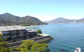 Sakuraya Hotel Itsukushima Exterior photo