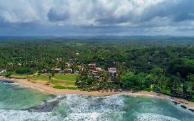 Villa Tissa Beach Resort Weligama Exterior photo