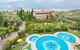 Majestic Palace Hotel Malcesine Exterior photo