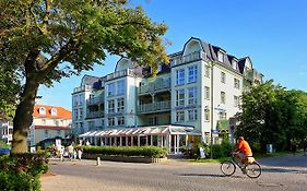 Am Weststrand Aparthotel Kuehlungsborn Exterior photo