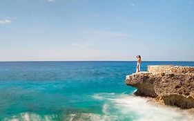 Idle Awhile Cliffs Hotel Negril Exterior photo