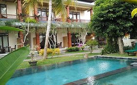 Nyoman Sandi Guest House Ubud  Exterior photo