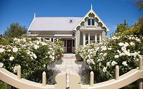 Lilac Rose Boutique Bed And Breakfast Christchurch Exterior photo