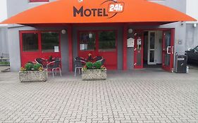 Motel 24H Hannover Exterior photo