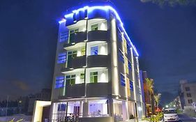 Airport Beach Hotel Hulhumale Exterior photo