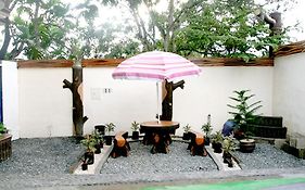 Jamp Pension House Bed & Breakfast Puerto Princesa Exterior photo