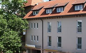 Szent Gellert Hostel Szekesfehervar Exterior photo