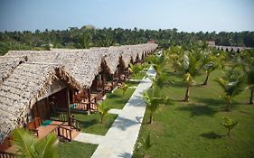 Symphony Palms Beach Resort And Spa Govind Nagar Exterior photo