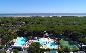 Camping Mare E Pineta Hotel Lido di Spina Exterior photo