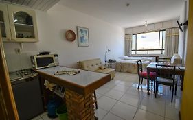 Apartamento Farol Barra Flat Apartment Salvador Exterior photo