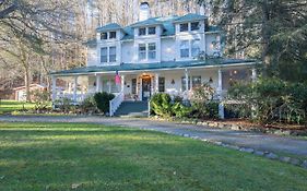 Taylor House Inn Banner Elk Exterior photo