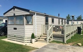 Caravans Tattershall Lakes Villa Exterior photo