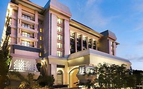 Hotel Tentrem Yogyakarta Exterior photo