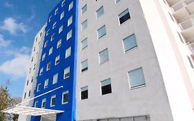 Memora Express Hotel Celaya  Exterior photo