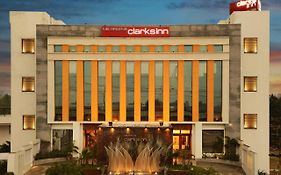 M B Greens Clarks Inn Moradabad Exterior photo