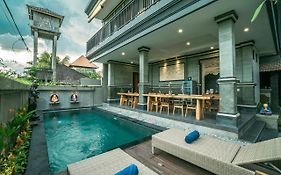 Three Dewi'S Guest House Ubud  Exterior photo