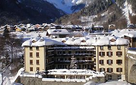 Hotel Tavernier Courmayeur Exterior photo