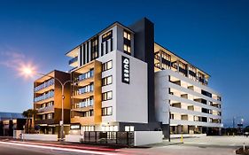 Quest Robina Aparthotel Gold Coast Exterior photo