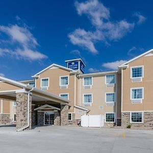 Cobblestone Hotel & Suites - Newport Exterior photo