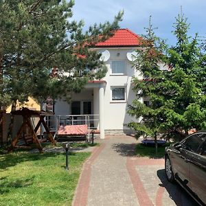 Comfortabelny Cottej Bed & Breakfast Svityaz' Exterior photo