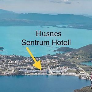 Husnes Sentrum Hotell Exterior photo