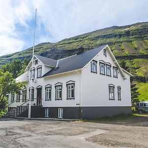 Hotel Aldan - The Bank Seythisfjorthur Exterior photo