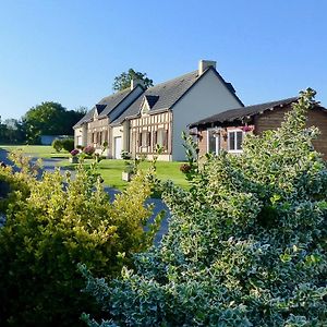 Clos Margottieres Hotel Le Val-Saint-Pere Exterior photo