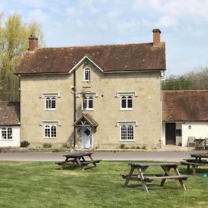 The Benett Arms Bed & Breakfast Shaftesbury Exterior photo