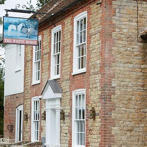 The White Horse Inn Pulborough Exterior photo