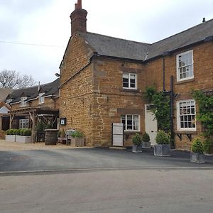 Old White Hart Hotel Lyddington Exterior photo