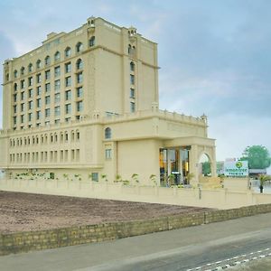 Lemon Tree Premier, Dwarka Hotel Exterior photo