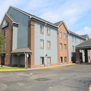 Days Inn By Wyndham Manassas Exterior photo